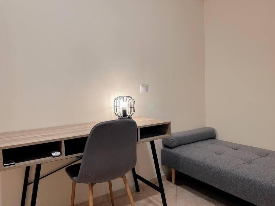 Charming 2Bedroom Apartment With Parking Афины Экстерьер фото